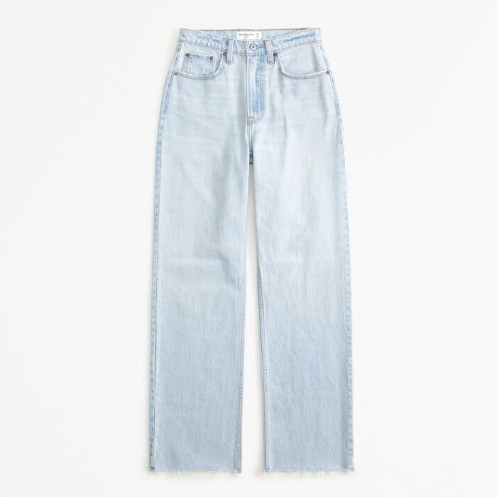 Women's Curve Love High Rise Loose Jean in Light With
